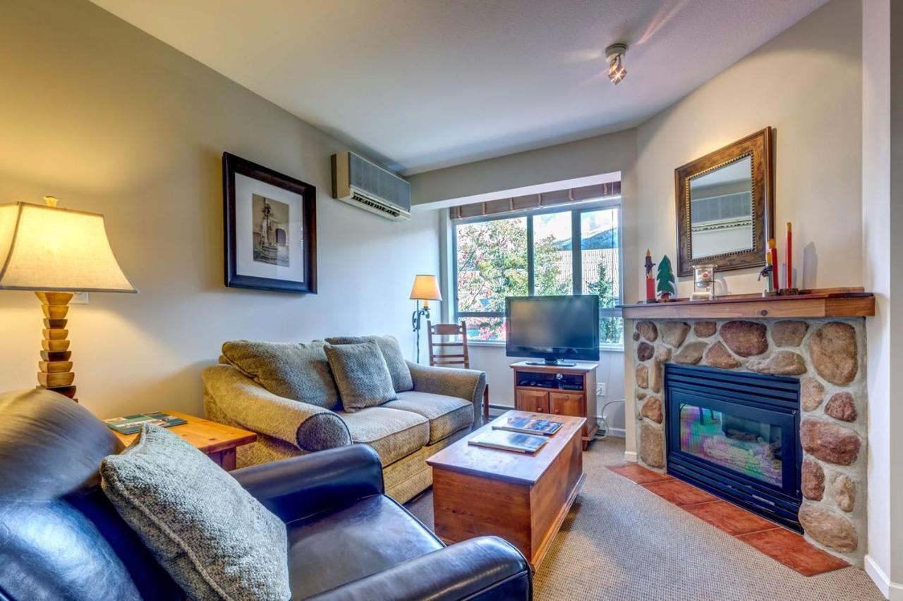Town Plaza Suites By Golden Dreams Whistler Luaran gambar
